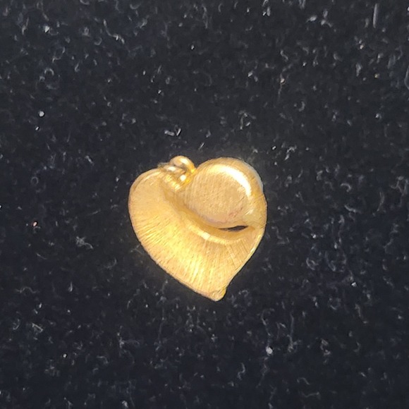 Vintage Goldtone Heart Pendant Lot Mixed Materials And Styles - Picture 9 of 13